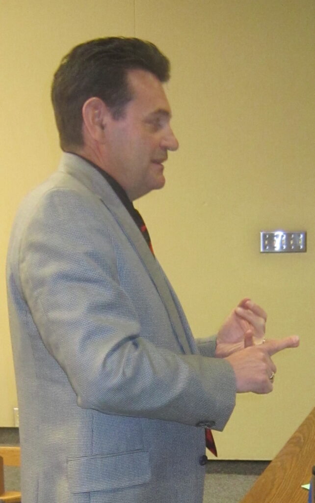 Craven using fingers