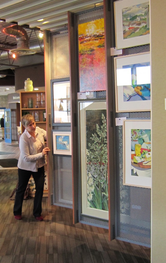 There are more than 400 paintings in the Art Rental inventory
