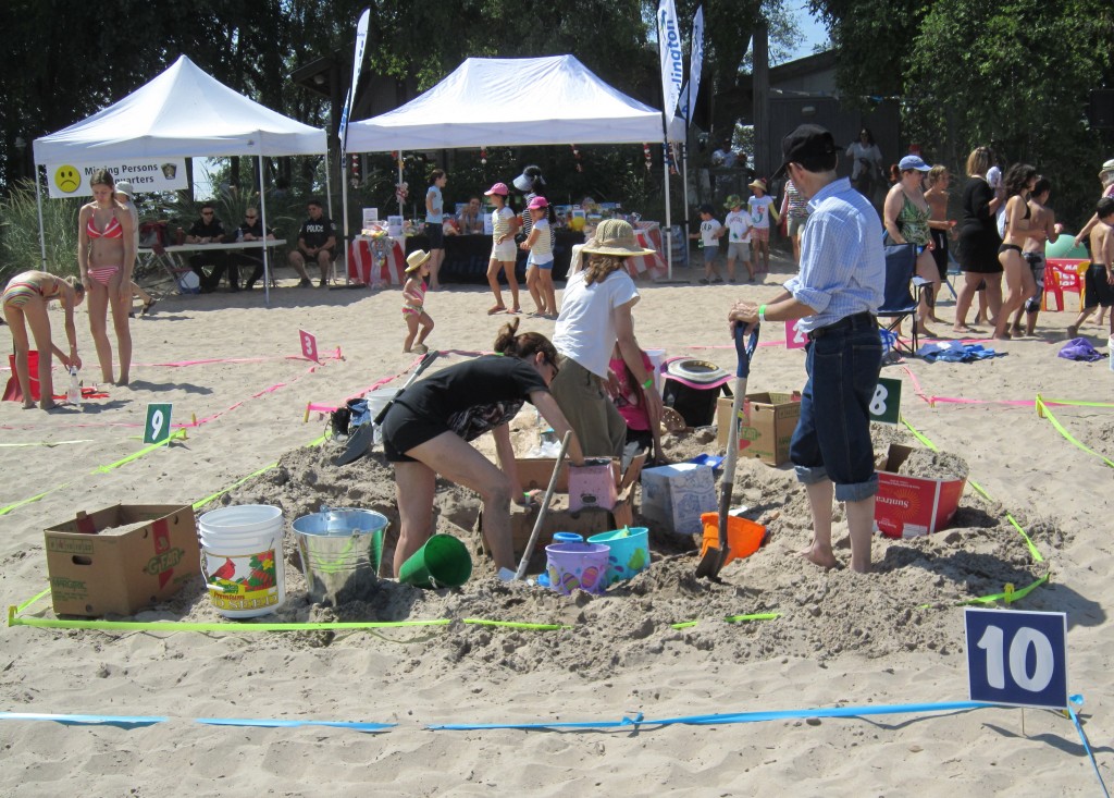 This has the look of a production line - serious stuff and a lot of fun as well.  Imagine families from different parts of the city competing against one another.  Next years perhaps.