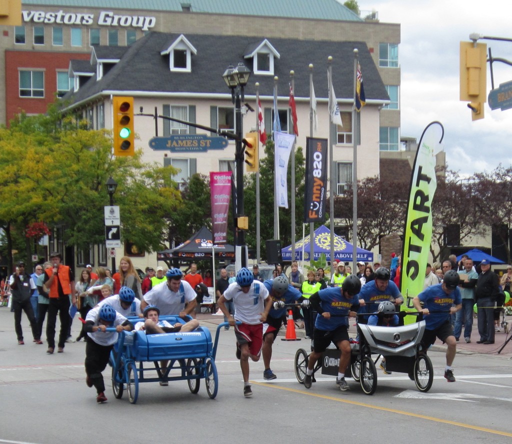 The finalists getting out of the starting gate. Accura on Brant beat Leggat Mazda in a well run race.