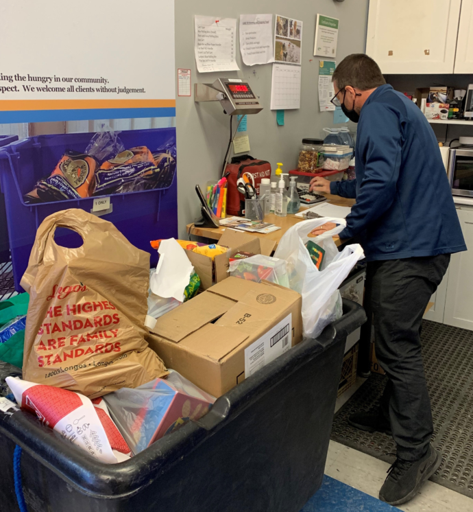 Stolte at Food Bank