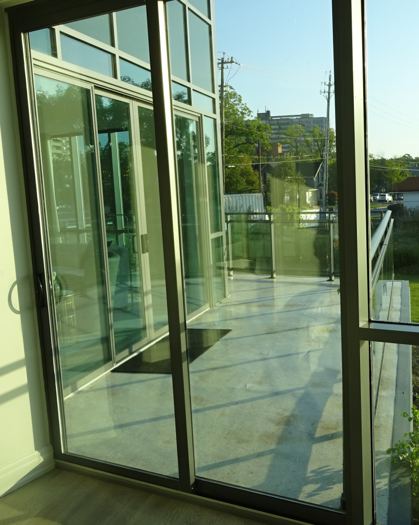 BRDG balcony