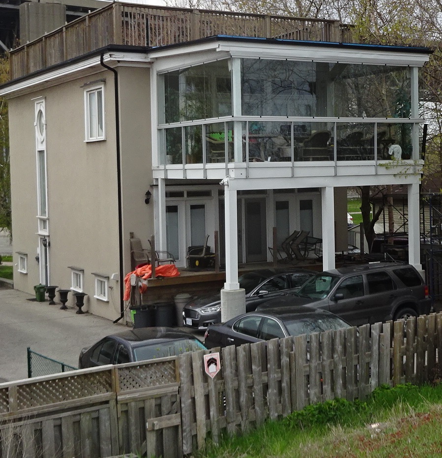 Beachway - two storey + roof deck