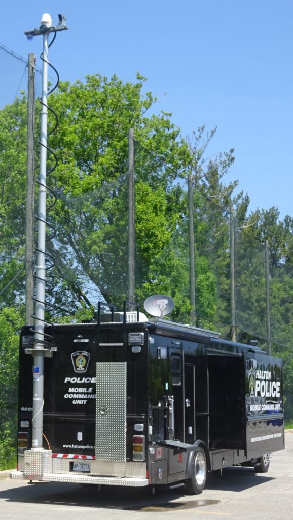 Comand with aerial up