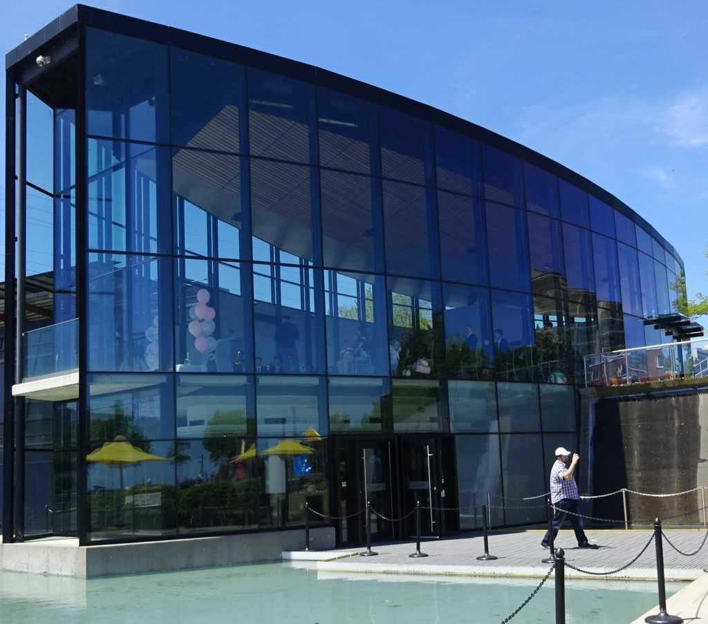 Discovery Centre wedding