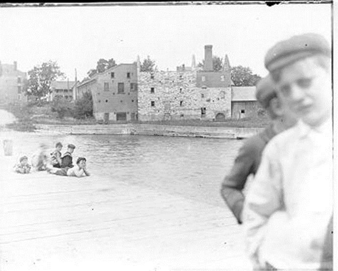 Dominion Canning - foot of Brant 1906