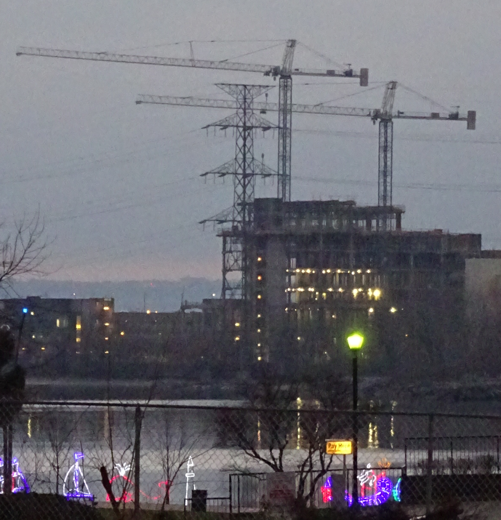 Hospital cranes