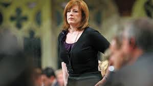 Lisa Raitt - skirt