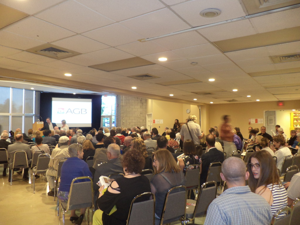 Live Auction - Anticipating first Bid June 21015