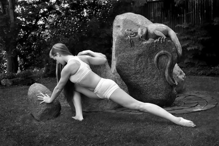 Rolly - Stone Dance