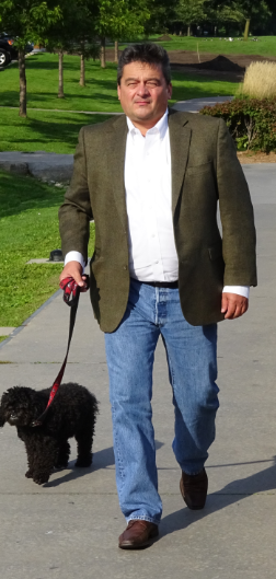 Rusin walking dog