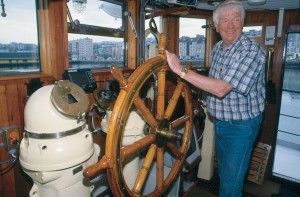 Sandy-at-Helm-300x197