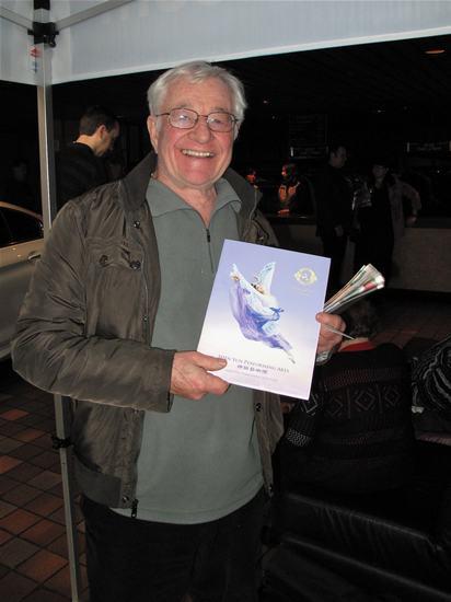 Tom Sutherland at an arts event