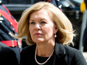 christine-elliott-1