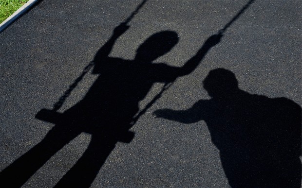 pedophile-silhouette