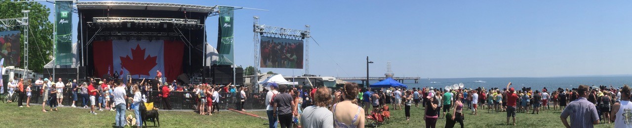reaffirmation event - crowd